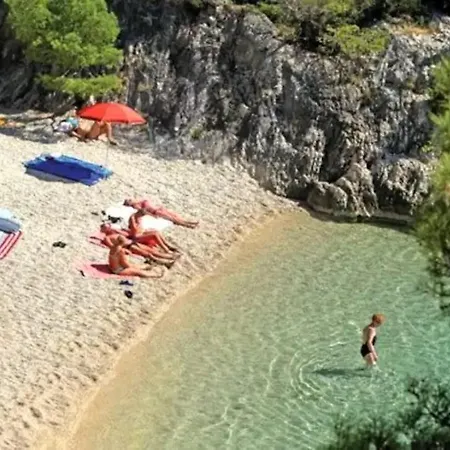 Sara Family With Pool And Jacuzzi Makarska Region